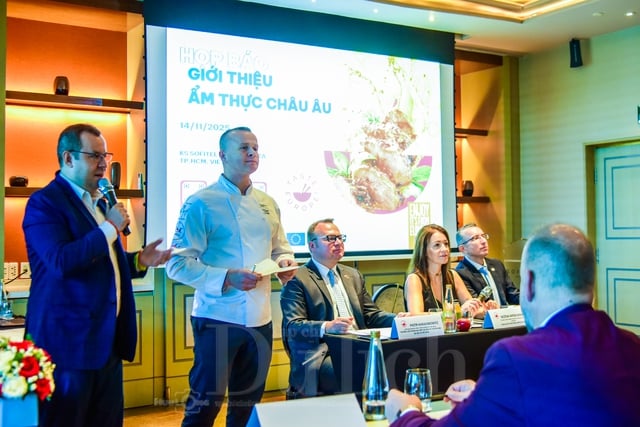 ہو چی منہ شہر میں پولش کھانوں کا تعارف - تصویر 1۔ Giới thiệu ẩm thực Ba Lan tại TP.HCM- Ảnh 1.