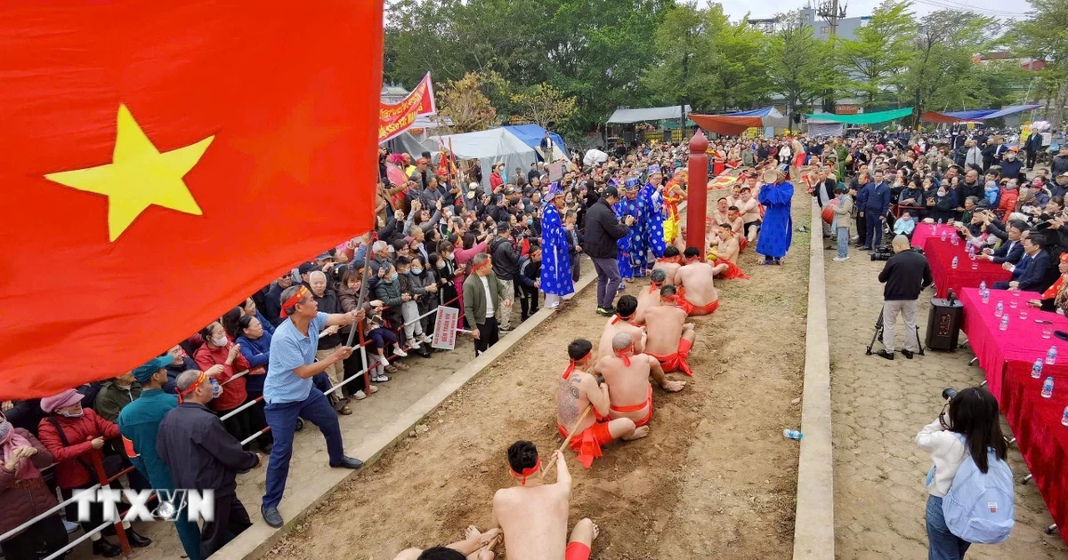 Một thập kỷ bảo vệ và phát huy Di sản UNESCO nghi lễ và trò chơi kéo co