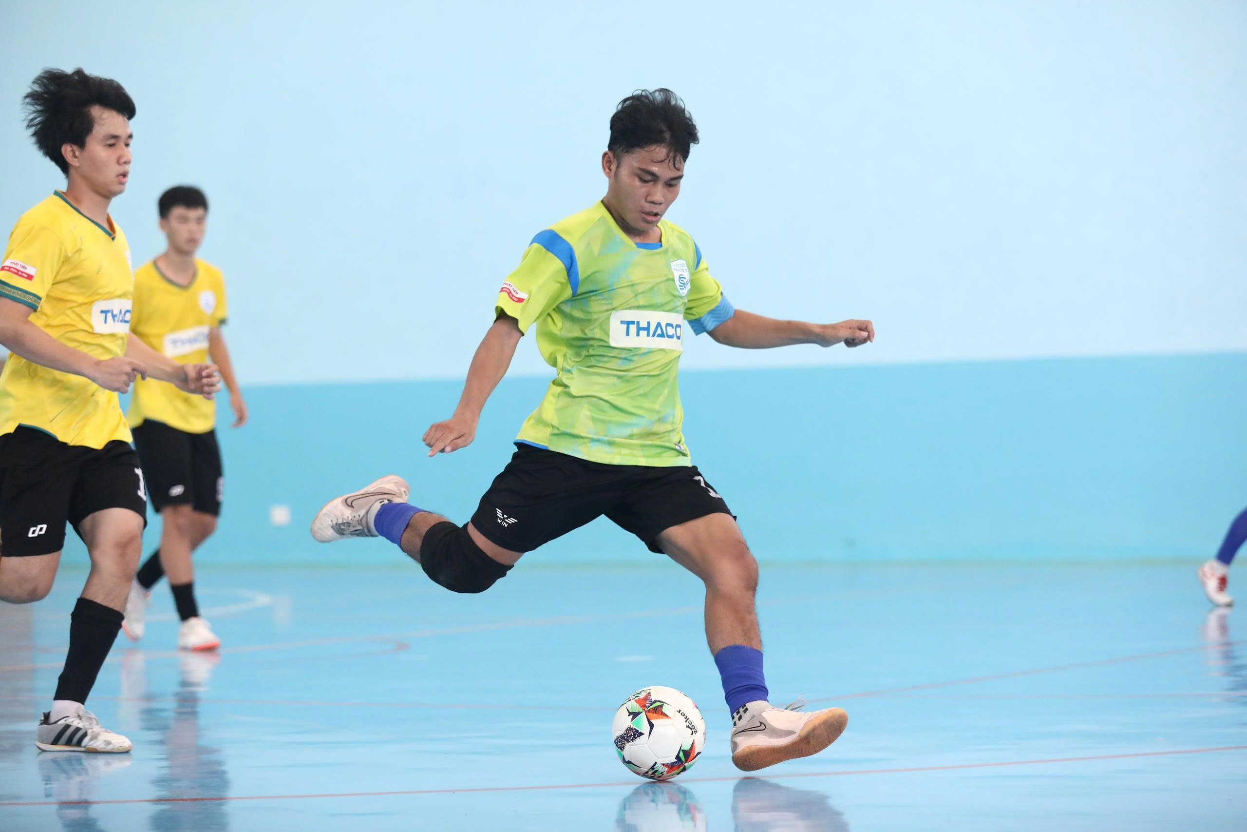 Đã tìm ra những ngôi vô địch giải futsal sinh viên THACO CUP 2025 - Ảnh 8.