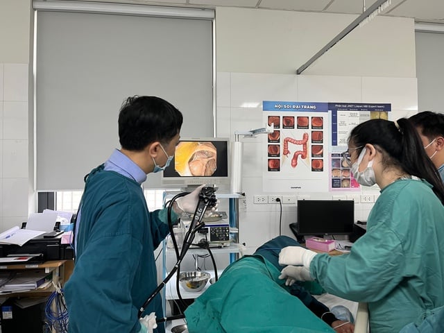 Drei Hochrisikogruppen müssen auf Bauchspeicheldrüsenkrebs untersucht werden - Foto 1. 3 nhóm nguy cơ cao cần tầm soát ung thư tụy- Ảnh 1.