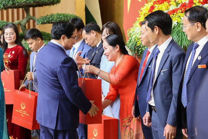 ຄູ - ຮູບ 2.