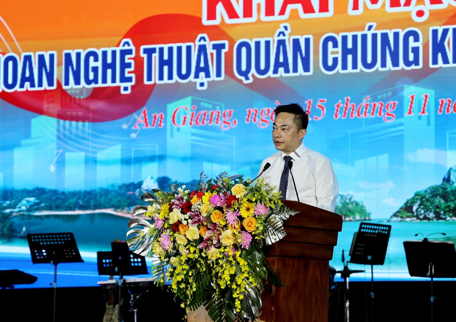 ពិធីបើកមហោស្រពសិល្បៈលំនៅឋានជាតិឆ្នាំ 2025 នៅទីក្រុង An Giang