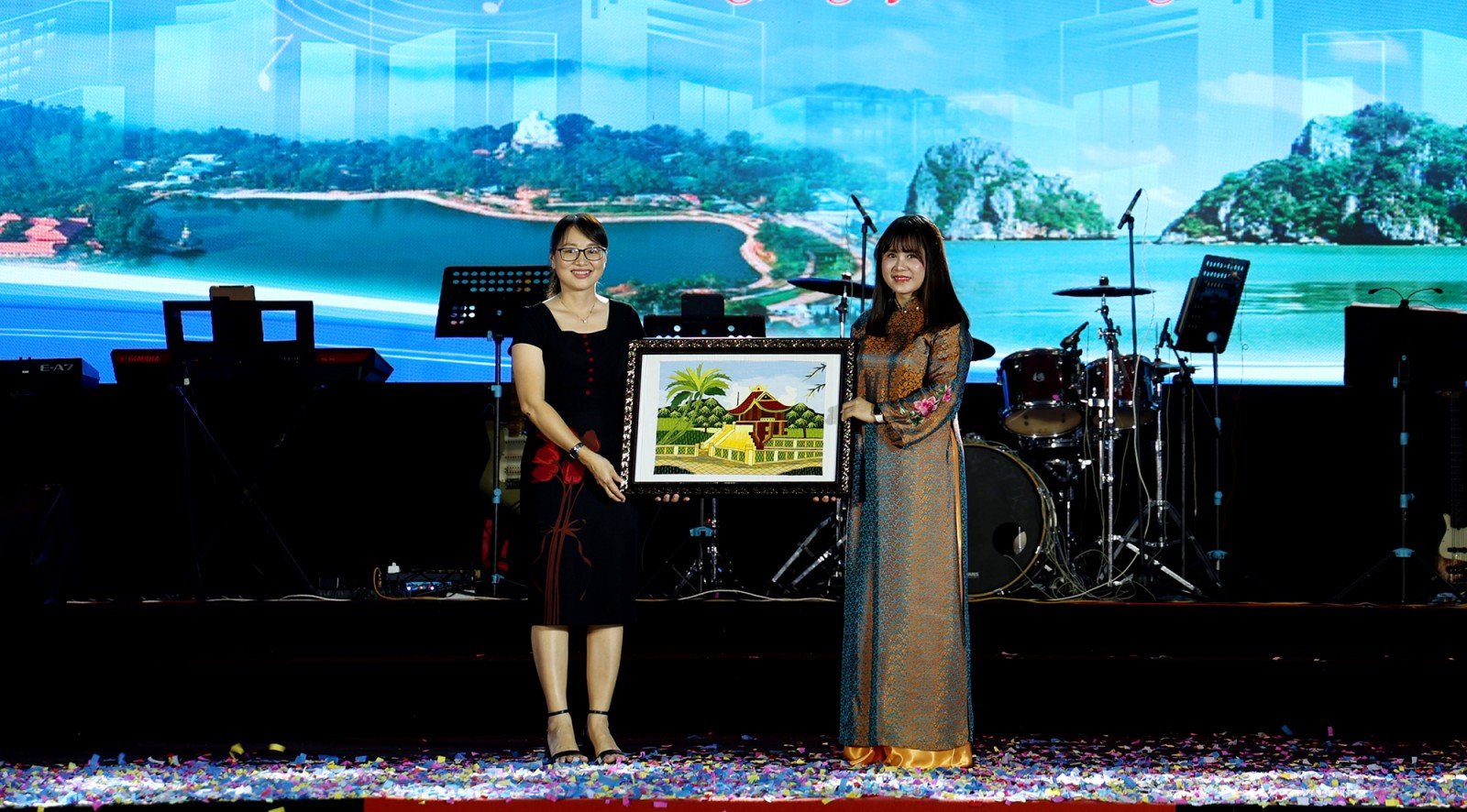 ពិធីបើកមហោស្រពសិល្បៈលំនៅឋានជាតិឆ្នាំ 2025 នៅទីក្រុង An Giang