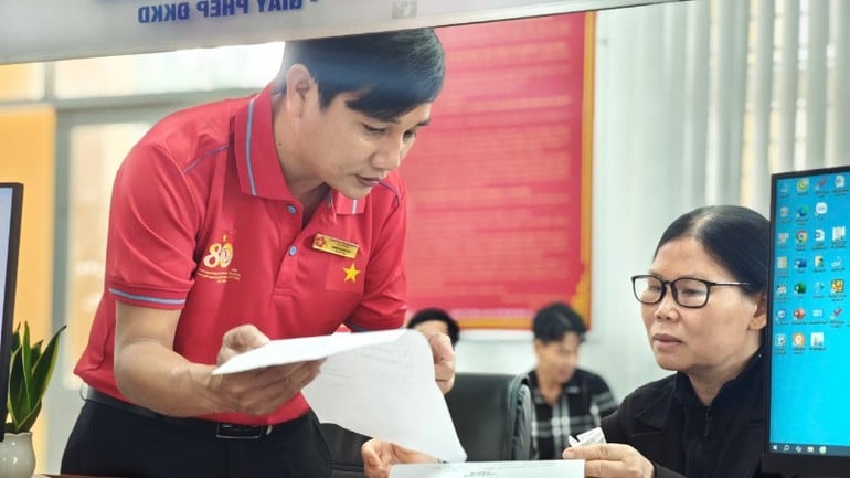 Chính quyền hai cấp ở Đồng Nai: Số hóa mạnh mẽ, hiệu quả lan tỏa- Ảnh 1.