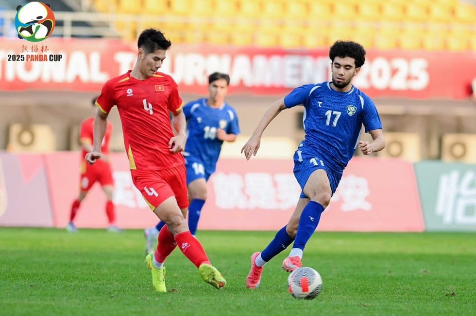 U.23 វៀតណាម ត្រូវកែគោលបំណង ជំនួយការគ្រូបង្វឹក Kim បង្ហាញពីរបៀបយកឈ្នះ U.23 កូរ៉េ - រូបថត ២. U.23 Việt Nam cần chỉnh lại thước ngắm, trợ lý thầy Kim hé lộ cách đánh bại U.23 Hàn Quốc- Ảnh 2.