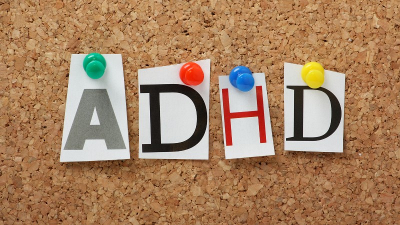 چگونه کودکان بیش فعال و ADHD را از هم تشخیص دهیم - تصویر ۲.