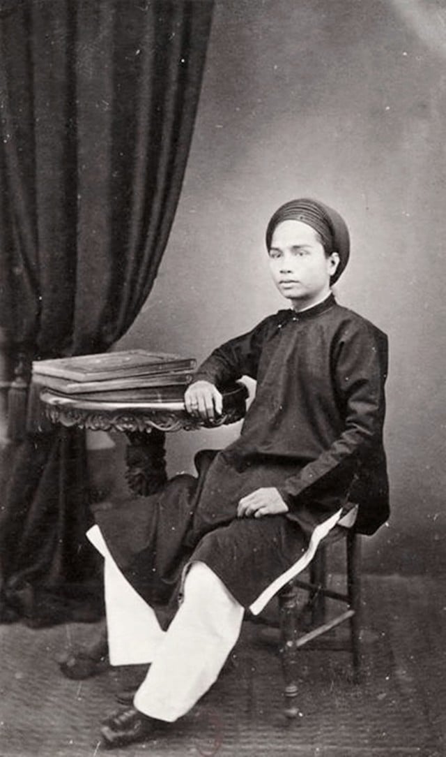 - Foto 3. - Ảnh 3.