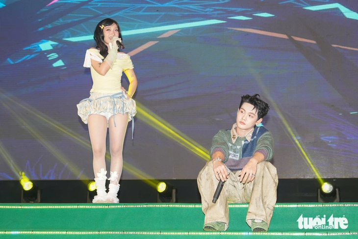 Broder, Em xinh say hej rör upp scenen för Gröna Vietnam 2025 - Foto 2. Việt Nam xanh - Ảnh 2.