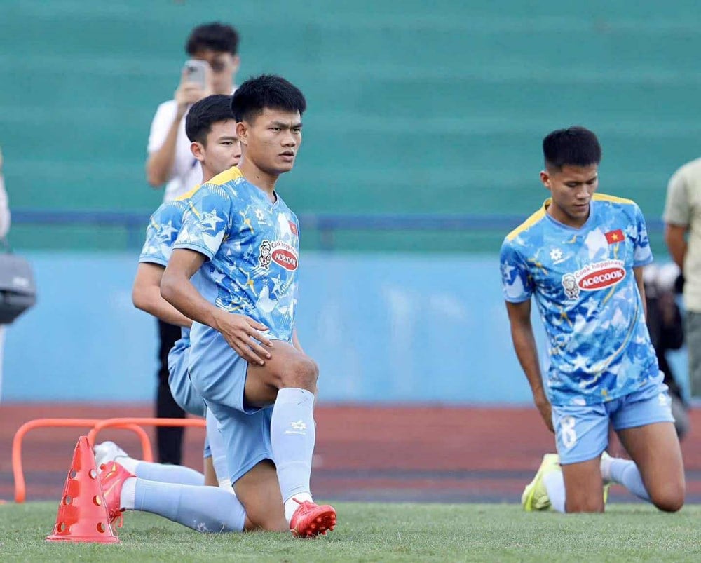 Ce spun jucătorii vietnamezi despre revenirea lui Xuan Son? - foto 3