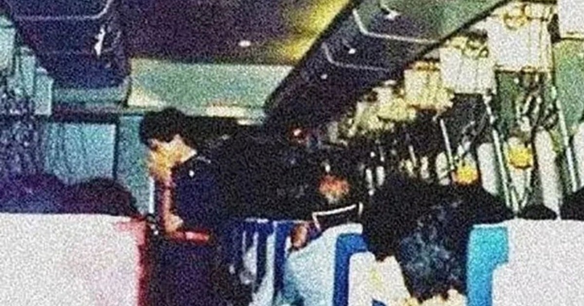 Bức ảnh ám ảnh trong vụ tai nạn máy bay 'tồi tệ nhất mọi thời đại'