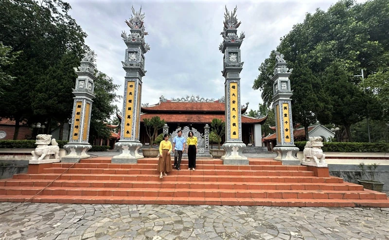 Phu Cam៖ ជាកន្លែងទេសចរណ៍ដ៏ទាក់ទាញ