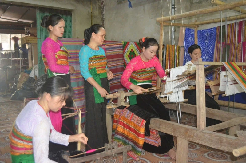 ស្វែងយល់ពីទឹកដីមឿងឃុង