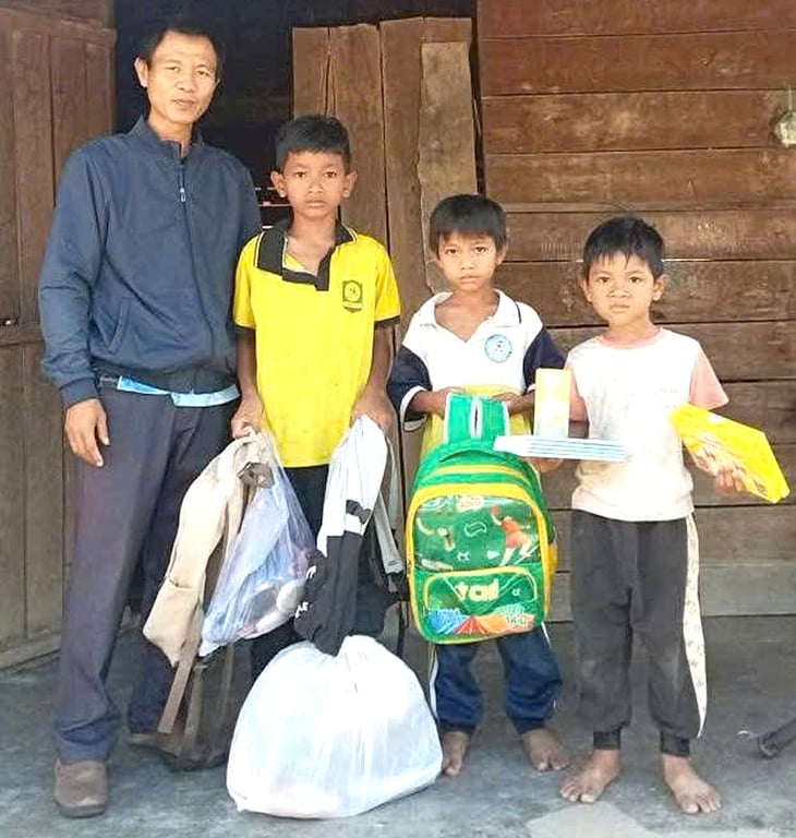 حمایت از دانشآموزان فقیر برای پرورش رویاهایشان - عکس ۲. học bổng - Ảnh 2.