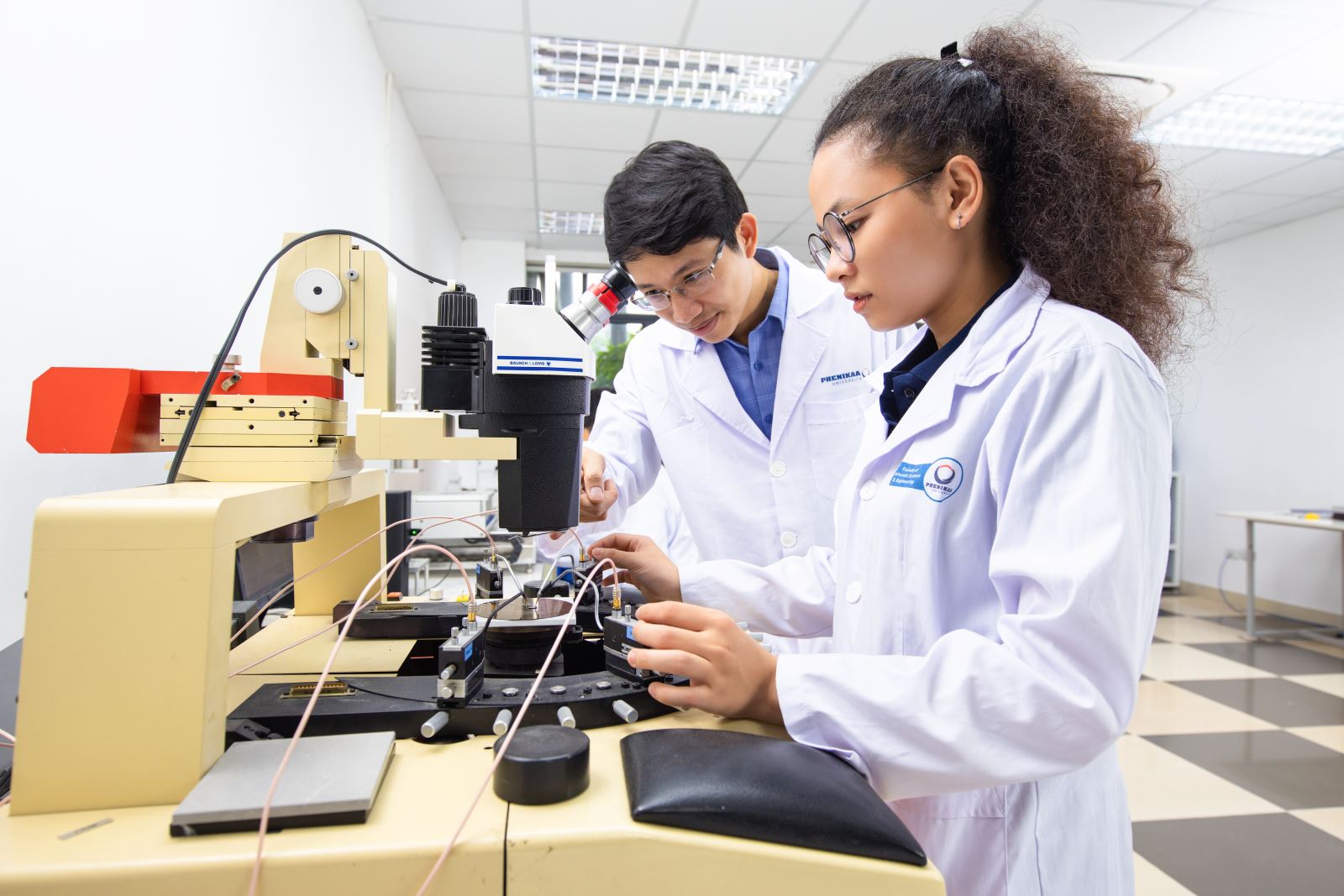 ចំណងជើងរូបថត