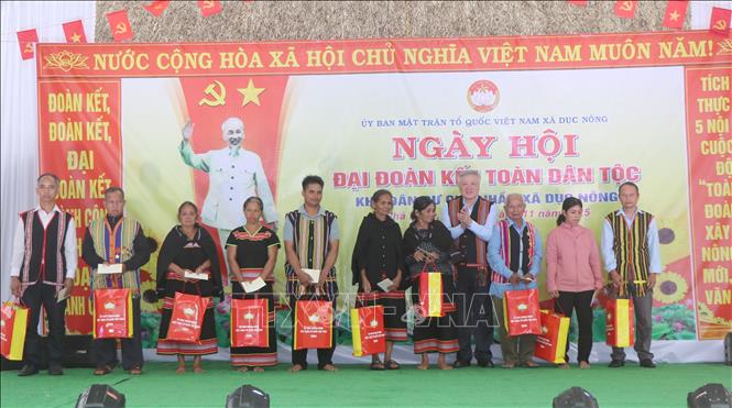 ចំណងជើងរូបថត