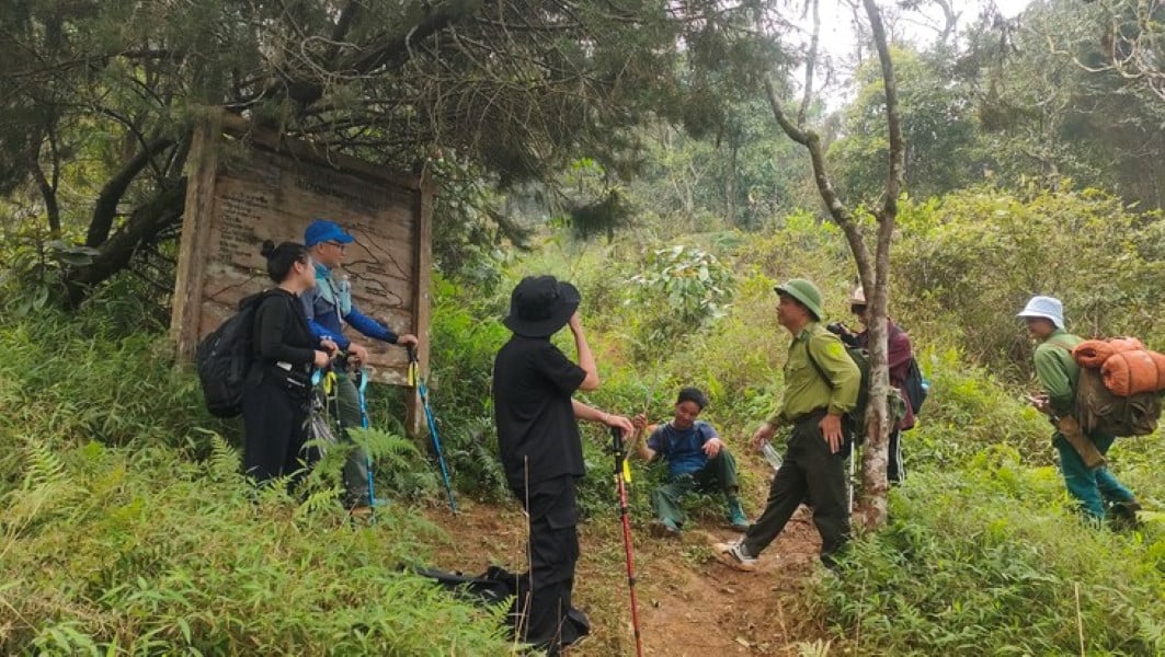 a2Utforska nästan 2 km skogsväg.jpg