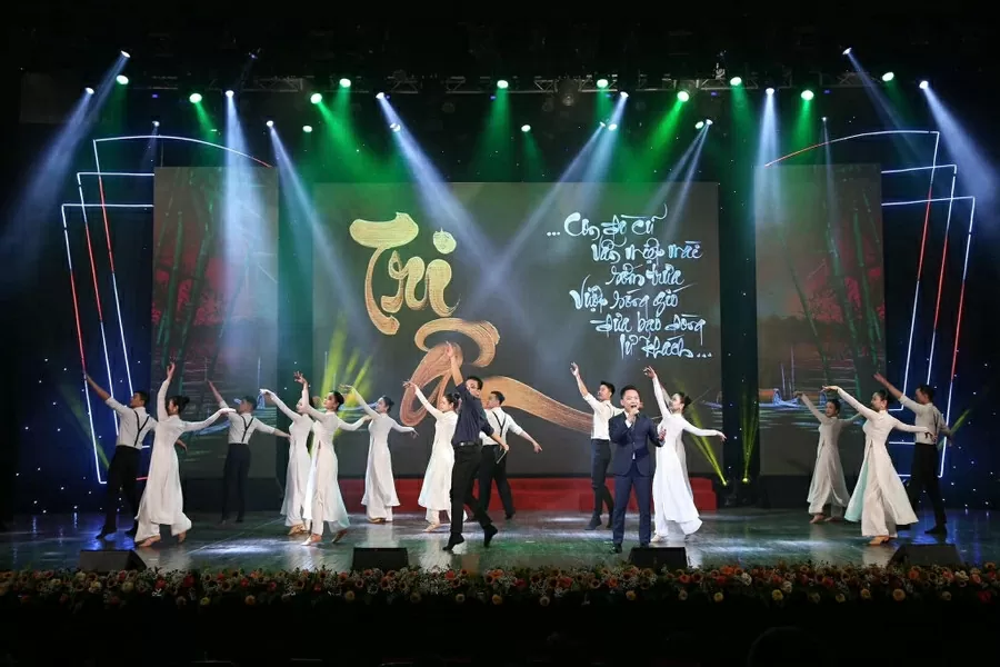 Hedrar 60 prisbelönta verk av National Press Award för vietnamesisk utbildning år 2025 Vinh danh 60 tác phẩm đoạt giải Giải báo chí toàn quốc Vì sự nghiệp giáo dục Việt Nam năm 2025