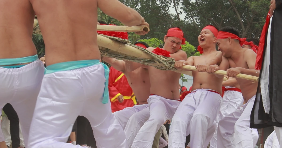 Tưng bừng giao lưu, trình diễn di sản kéo co Việt Nam và Hàn Quốc