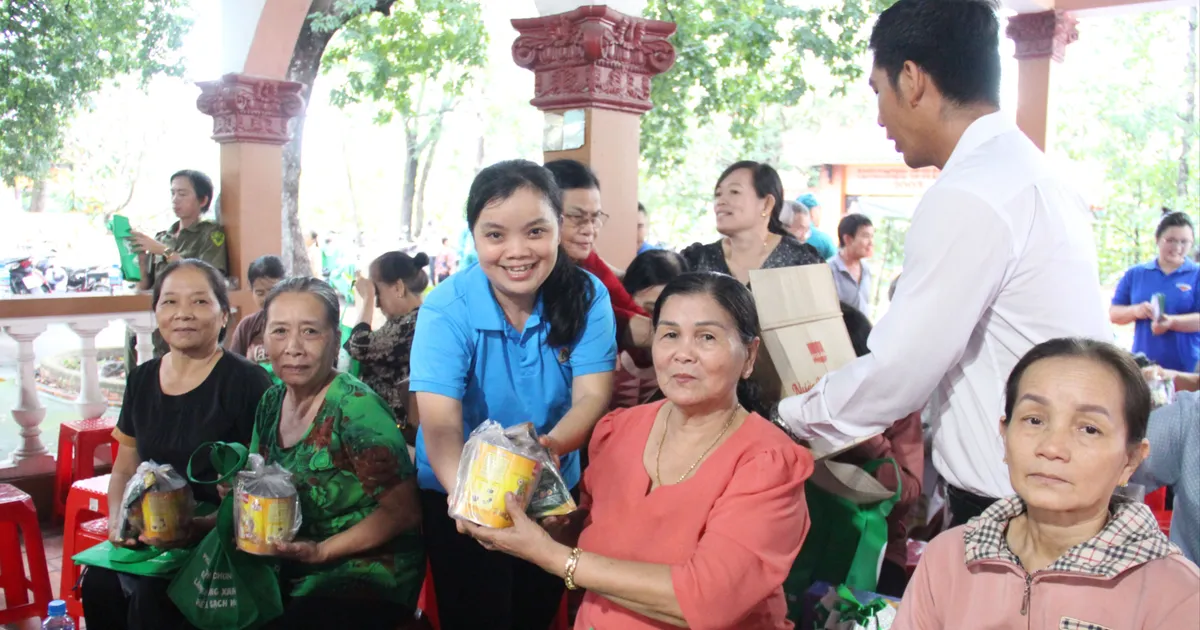 Người dân đoàn kết, đồng lòng xây dựng khu dân cư văn minh, giàu đẹp