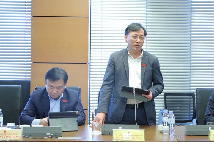 Verschärfung der Vermögensdeklaration zur Korruptionsbekämpfung an der Wurzel - Foto 1. Siết chặt kê khai tài sản để ngăn tham nhũng từ gốc- Ảnh 1.