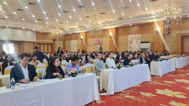 نوجوان لکھاری کس چیز سے ڈرتے ہیں؟ - تصویر 2۔ Người viết văn trẻ 'sợ hãi' điều gì?- Ảnh 2.