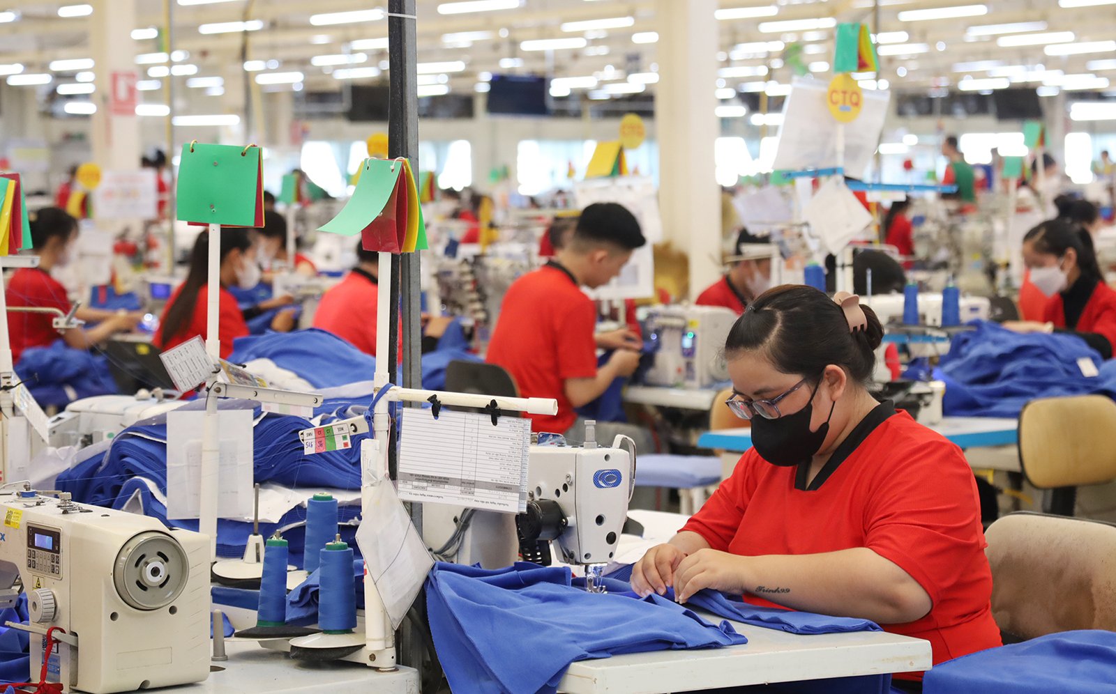 För att hjälpa kvinnliga arbetstagare att känna sig trygga i sitt engagemang