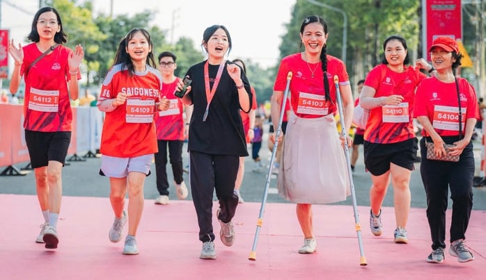 TRAO GIẢI 2 CUỘC THI