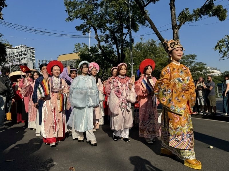 ការបង្កើត បង្កើតឡើងវិញ និងផ្សព្វផ្សាយតម្លៃបេតិកភណ្ឌ - រូបថត ៥