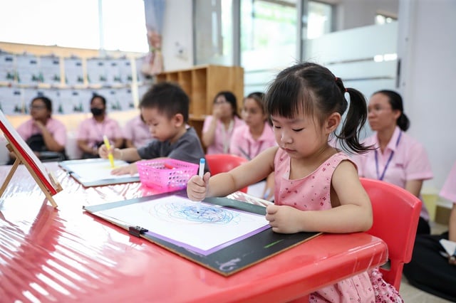 Số hóa trường mầm non ở siêu đô thị TP.HCM - Ảnh 2.