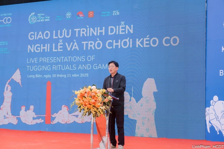 Wymiana i wykonywanie rytuałów i gier przeciągania liny – reprezentatywne niematerialne dziedzictwo kulturowe ludzkości – zdjęcie 12. Giao lưu trình diễn Nghi lễ và trò chơi Kéo co - Di sản văn hóa phi vật thể đại diện của nhân loại- Ảnh 12.