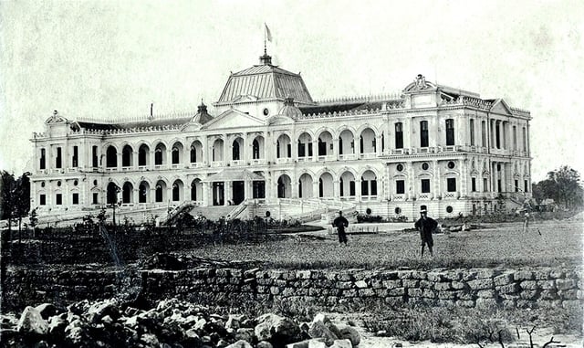 Crónica de viaje del antiguo Saigón: Historia de la construcción del Palacio del Gobernador de Cochinchina - Foto 2. Sài Gòn xưa du ký: Chuyện xây dinh Thống đốc Nam kỳ- Ảnh 2.