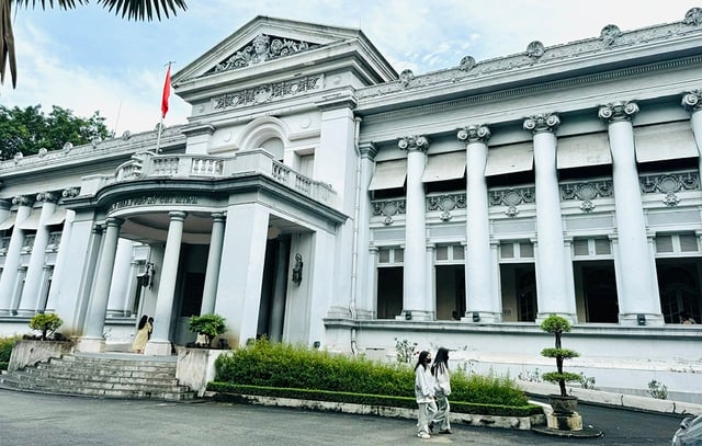 Crónica de viaje del antiguo Saigón: Historia de la construcción del Palacio del Gobernador de Cochinchina - Foto 4. Sài Gòn xưa du ký: Chuyện xây dinh Thống đốc Nam kỳ- Ảnh 4.