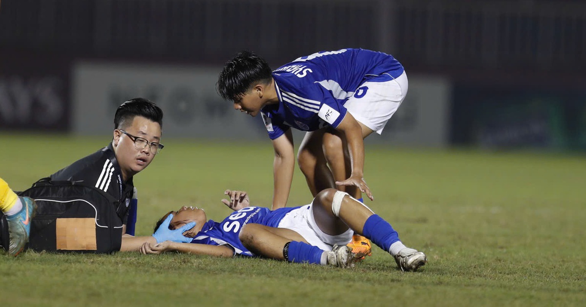 Cầu thủ Singapore bất tỉnh trong trận gặp CLB nữ TP.HCM: Đã tỉnh táo, không nguy hiểm tính mạng