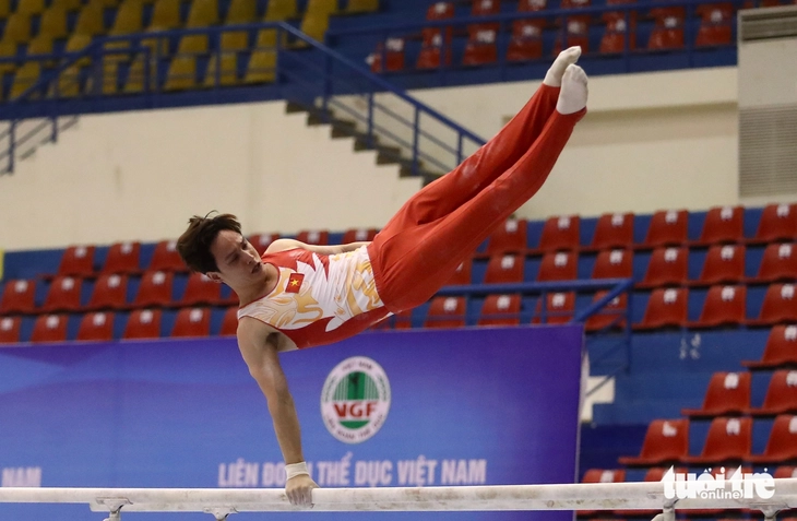 Thể dục dụng cụ Việt Nam 'luyện công' hướng tới SEA Games 33 - Ảnh 9.