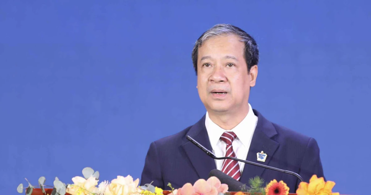 Bộ trưởng Nguyễn Kim Sơn phát động phong trào thi đua yêu nước ngành Giáo dục