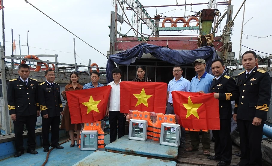 Eskadra 128 - opěrný bod pro rybáře, kteří chtějí vyjet na pobřeží a zůstat u moře