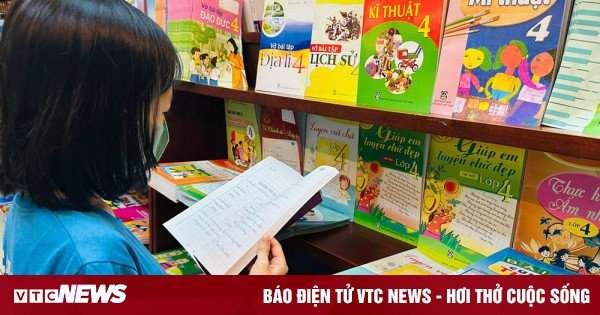 Địa phương có điều kiện sẽ miễn phí sách giáo khoa từ năm học 2026–2027