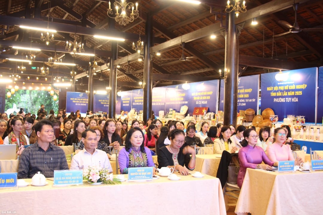 Diễn đàn “Phụ nữ khởi nghiệp với mô hình phát triển du lịch cộng đồng”