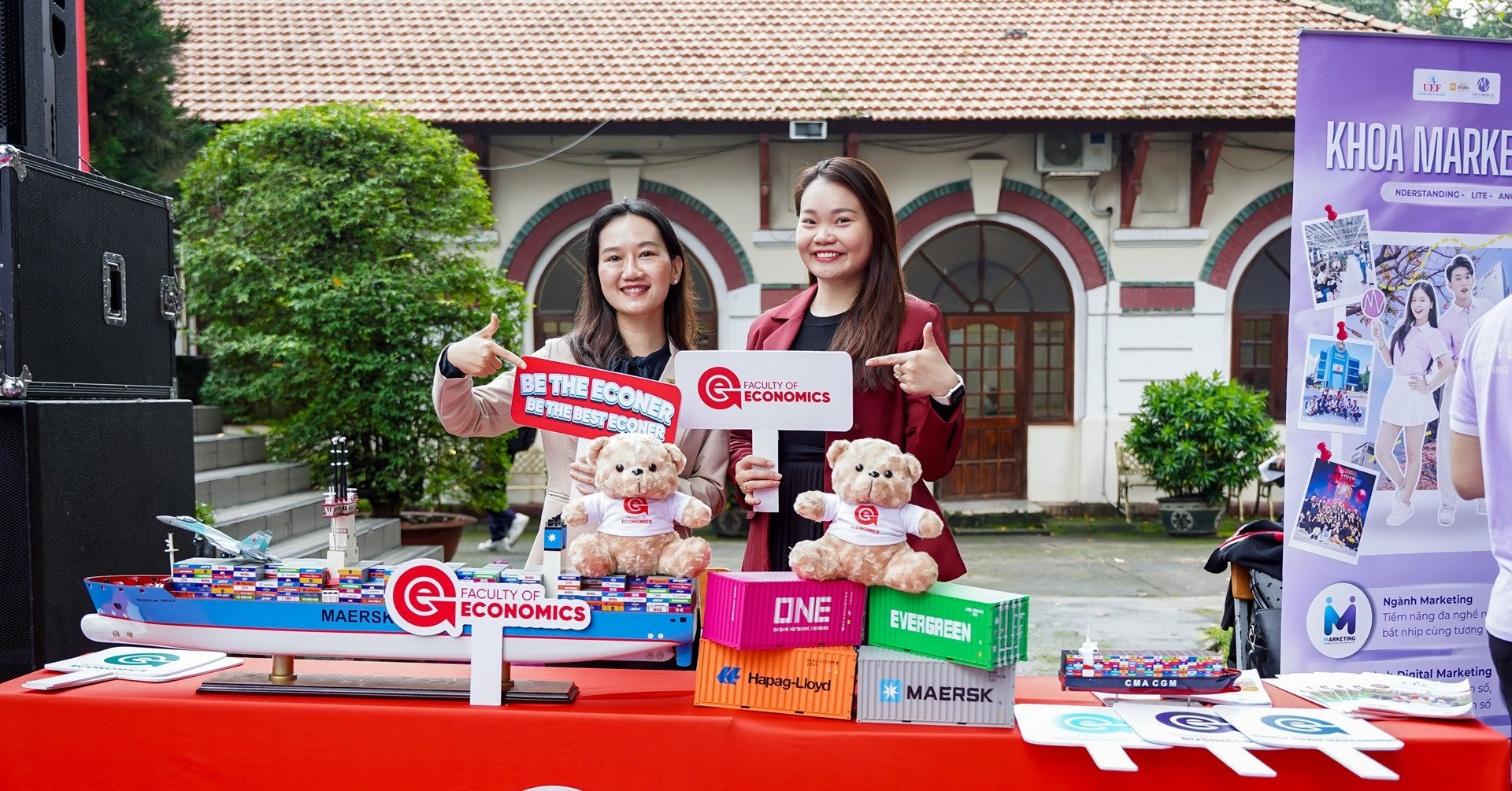 Lý do học sinh tìm hiểu kỹ nhóm ngành kinh tế của UEF