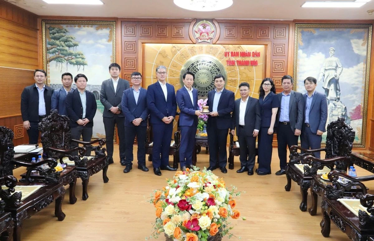 Председатель Народного комитета провинции Нгуен Хоай Ань сотрудничал с Sumitomo Group в Японии.