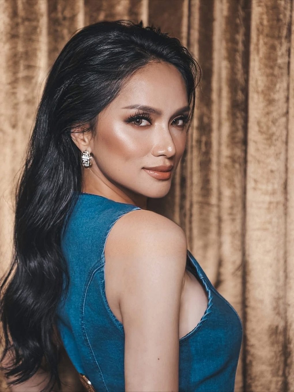 ใกล้ถึงรอบชิงมิสยูนิเวิร์ส 2025 คาดว่าเฮืองเกียงจะติด 20 อันดับแรก - 3