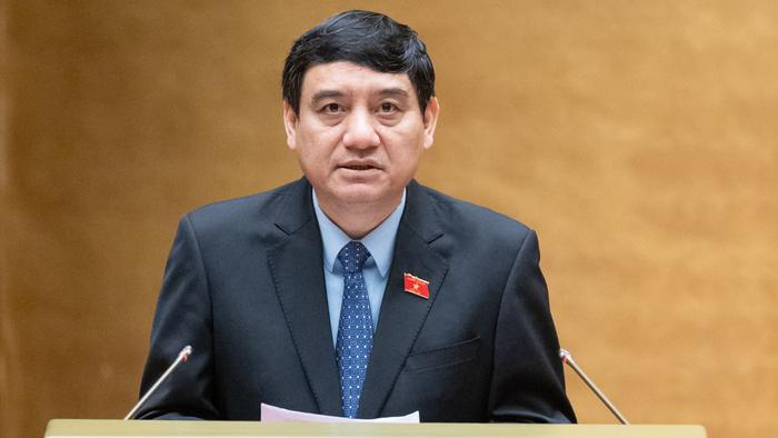 Presenterar för nationalförsamlingen en rad praktiska strategier för att minska den medicinska bördan för människor - Foto 1. Trình Quốc hội loạt chính sách thiết thực nhằm giảm gánh nặng y tế cho người dân- Ảnh 1.