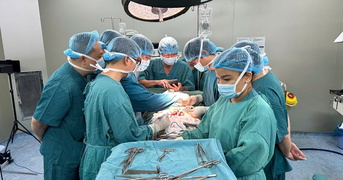 Bệnh viện Ung bướu Đà Nẵng phẫu thuật thành công ca ung thư khí quản nguyên phát hiếm gặp