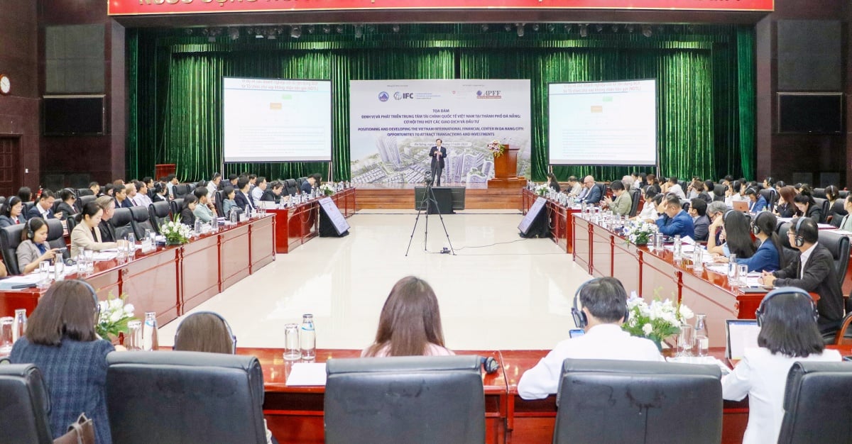 국제 금융 센터를 성공적으로 건설하면 다낭의 새로운 장이 열릴 것입니다. Xây dựng thành công trung tâm tài chính quốc tế sẽ mở ra chương mới cho Đà Nẵng