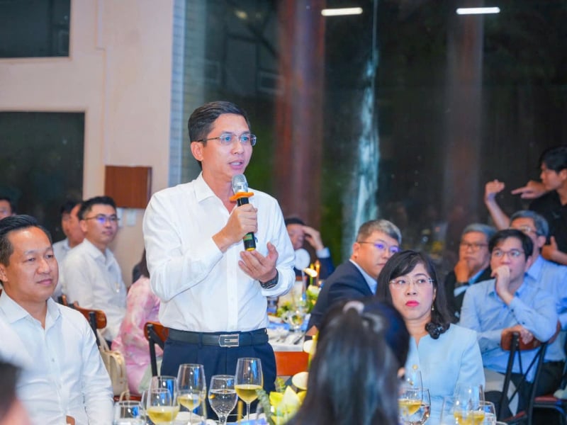 Mange praktiske anbefalinger fra høyere utdanningsinstitusjoner i Ho Chi Minh-byen etter møtet 20. november -0