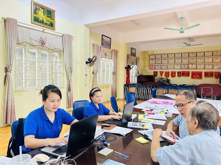 Dữ liệu - trục liên thông mới cho chính quyền hai cấp và chuyển đổi số ngành Nông nghiệp và Môi trường - Ảnh 1.