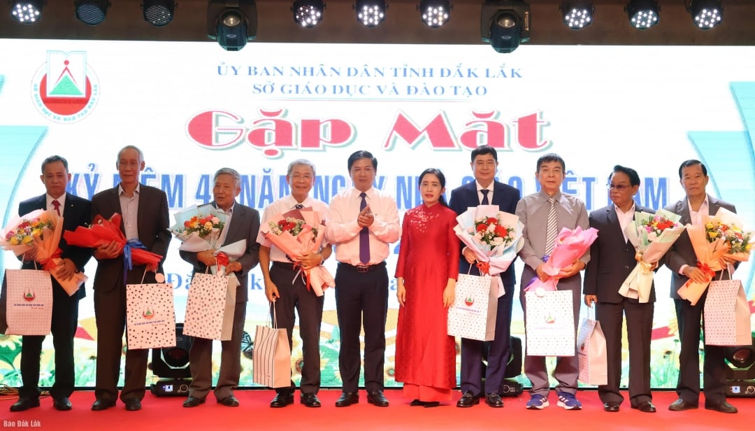 Suppleant i partiets centralkommitté, provinspartisekreterare Luong Nguyen Minh Triet