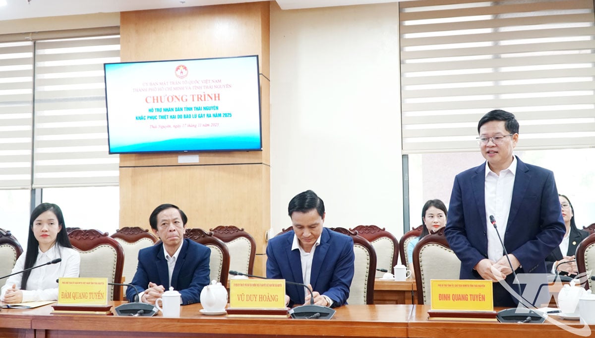 En la recepción intervino el camarada Dinh Quang Tuyen, vicesecretario del Comité Provincial del Partido y presidente del Comité Provincial del Frente de la Patria.