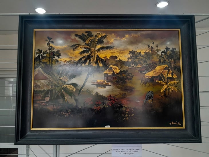 هنر لاکی به حفظ ارزشهای صنایع دستی سنتی کمک میکند - عکس ۵. sơn mài - Ảnh 6.