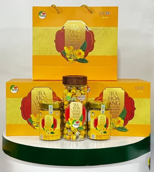 Hakodae Organavina Ocop 3-stjärnigt gyllene blomte Produkt från Tien Duong Friendly Agricultural Cooperative.jpg